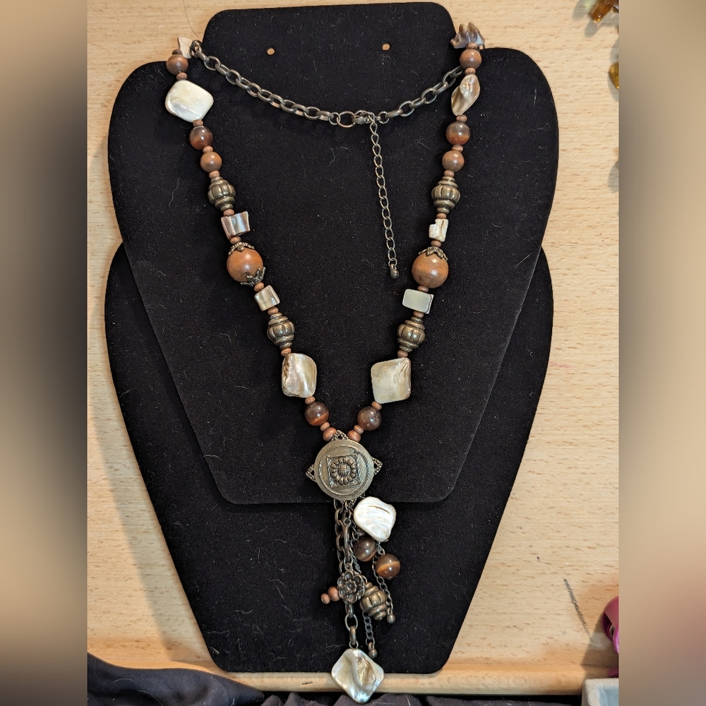 Vintage Wooden & Shell Necklace